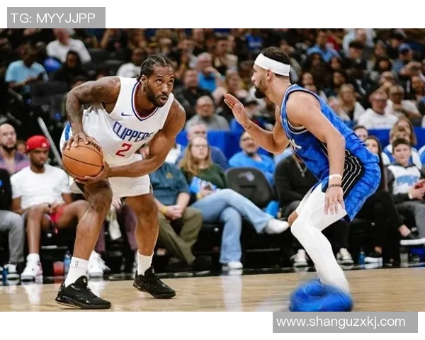 杭州篮球队全方位压制对手的得失分析与未来展望